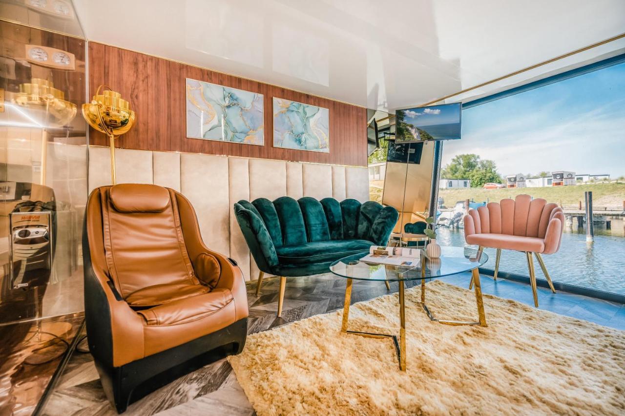 Marina Martinshafen Hotel Сасниц Екстериор снимка